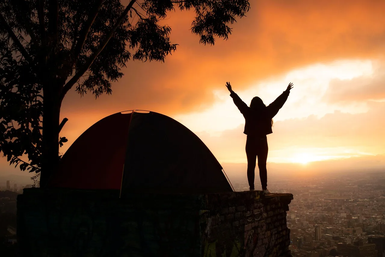 Camping in the fall - Kjerag. Photo by Veronika Stuksrud.