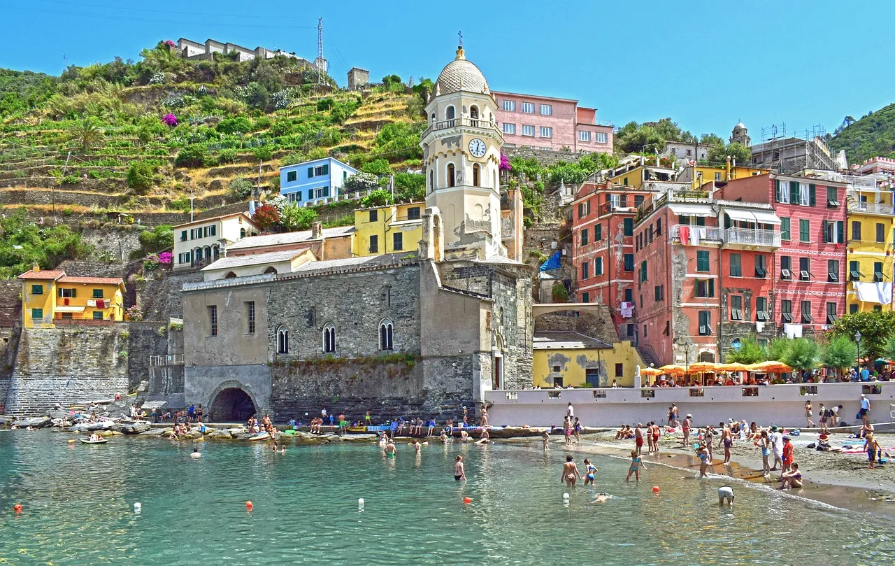 On our way from Manarola to Cornelia