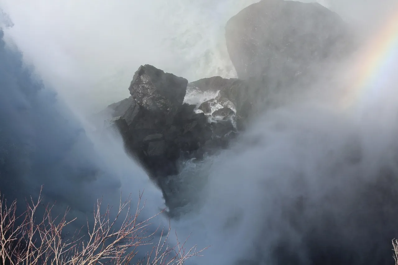 Niagara Falls. Photo: Veronika Stuksrud - www.activeandadventurous.com